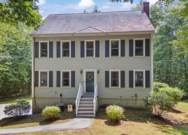 Property at 71 Moose Hollow Rd, Danville, NH 03819, 5 beds, 1.5 baths