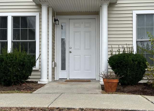 Property at 20 Marie Ln #10, St. Albans Town, VT 05478, 3 beds, 1.5 baths