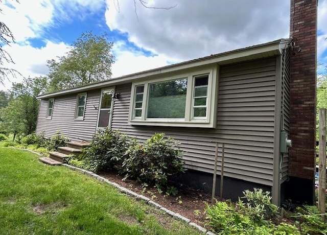 Property at 20 Brook Rd, Amherst, NH 03031, 3 beds, 2 baths