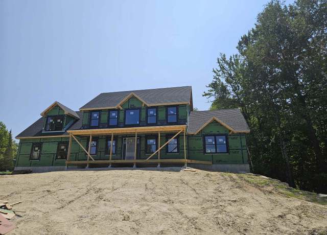 Property at 83 W Parish Rd, Concord, NH 03301, 4 beds, 3 baths