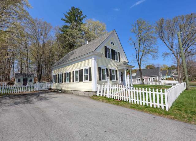 Property at 40 Epping St, Raymond, NH 03077, 3 beds, 1.5 baths