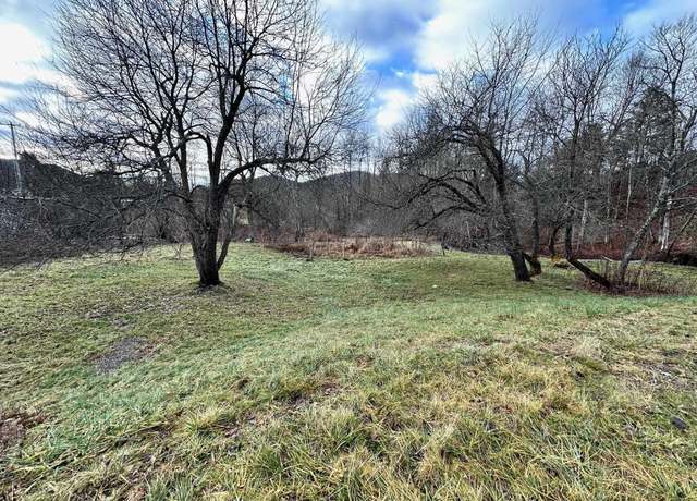 Property at 2638 Huntington Rd, Richmond, VT 05477