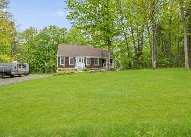 Property at 19 Blackberry Ln, Lancaster, NH 03584, 3 beds, 2 baths
