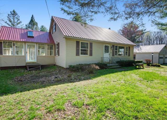Property at 129 Camp Kiniya Rd, Colchester, VT 05446, 3 beds, 1 bath