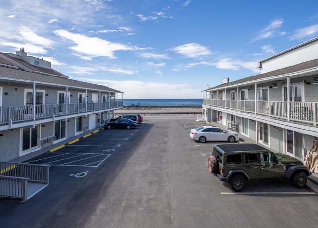Property at 449 Ocean Blvd #207, Hampton, NH 03842, 1 bed, 1 bath