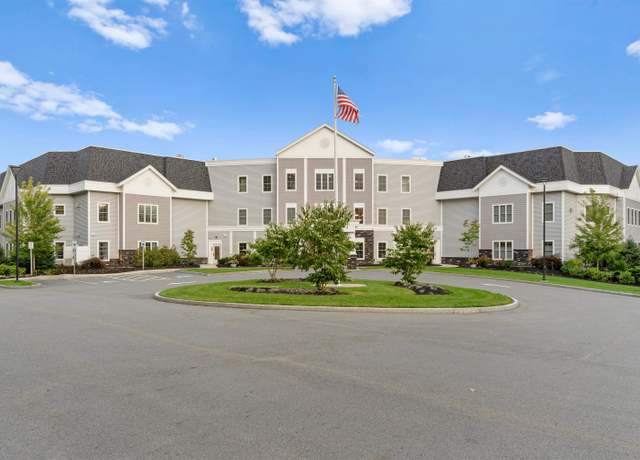 Property at 10 Sally Sweets Way Unit UPH 307, Salem, NH 03079, 1 bed, 1.5 baths