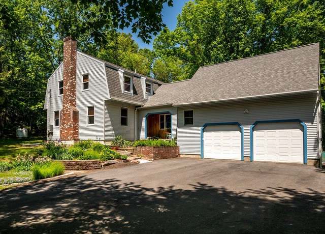 Property at 44 Pine Meadow Ct, North Berwick, ME 03906, 3 beds, 2.5 baths