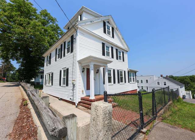 Property at 11 Linden St, Somersworth, NH 03878, 6 beds, 1.5 baths