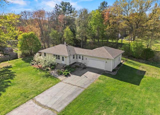 Property at 3 Valeska Ln, Salem, NH 03079, 3 beds, 2 baths