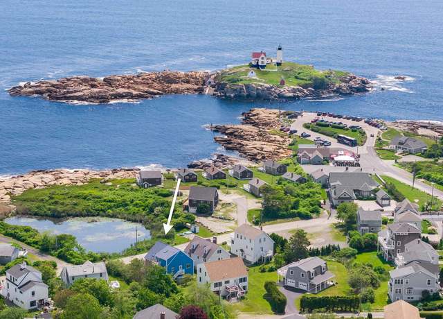 Property at 204 Nubble Rd, York, ME 03909, 3 beds, 3 baths