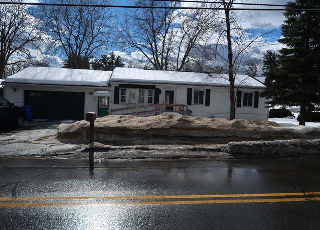 Property at 505 Gold St, Manchester, NH 03103, 3 beds, 1 bath