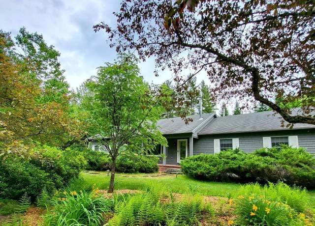 Property at 1470 Easton Valley Rd, Easton, NH 03580, 2 beds, 2 baths