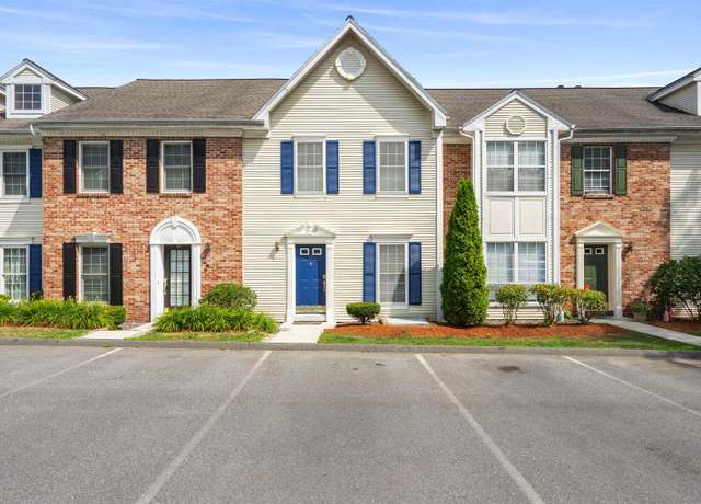Property at 49 Middlesex Rd #49, Merrimack, NH 03054, 2 beds, 2.5 baths