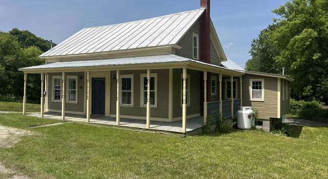 Photo of 105 Bridge St, Huntington, VT 05462
