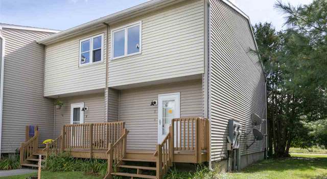 Photo of 7 Huntington Pl, Waterbury, VT 05676