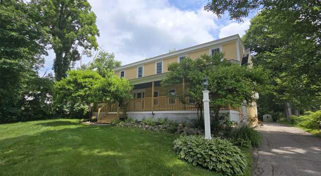 Photo of 17 Waumbeck Rd, Wolfeboro, NH 03894