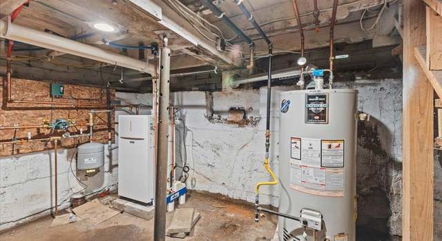 Photo of 244 N Champlain St, Burlington, VT 05401