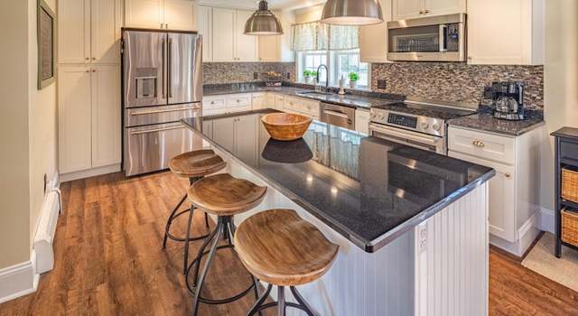 Photo of 4 Birch Hollow Ln, Rochester, NH 03867