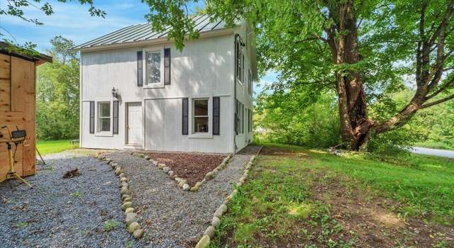 Photo of 127 New St, Fairfield, VT 05448