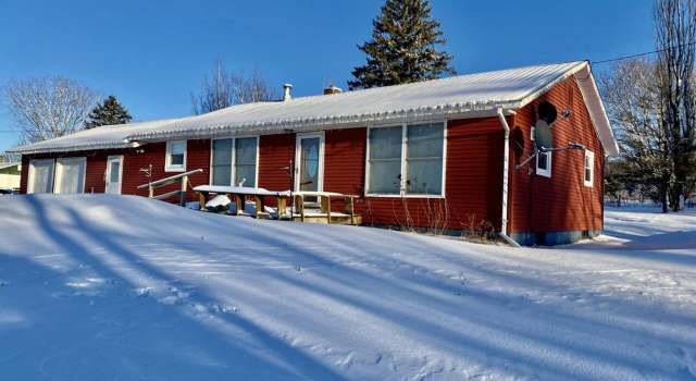 Photo of 242 E Sheldon Rd, Sheldon, VT 05450-9759