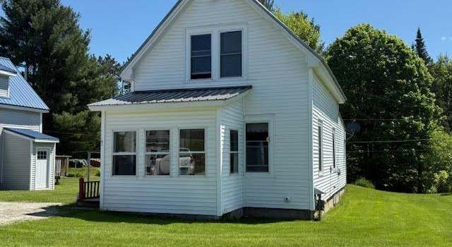 Photo of 67 School St, Sheldon, VT 05483