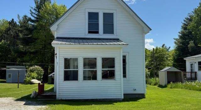 Photo of 67 School St, Sheldon, VT 05483