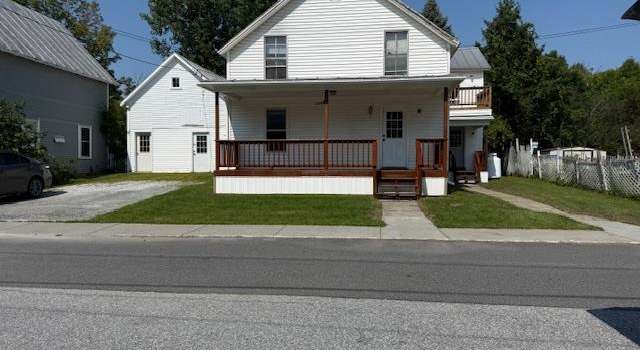 Photo of 28 Hamilton Pl, Richford, VT 05457