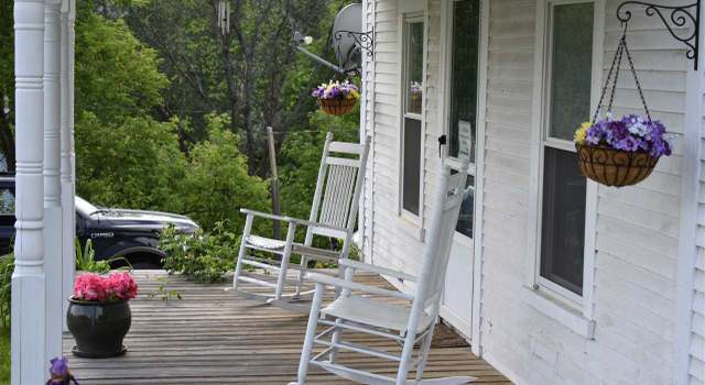 Photo of 153 Lincoln Ave, Barton, VT 05822