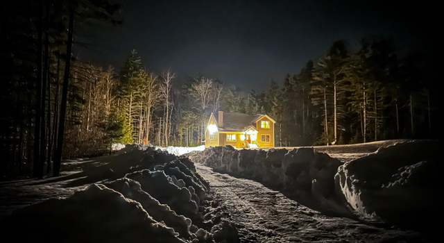 Photo of 12 Conifer Ln, Wilmington, VT 05363