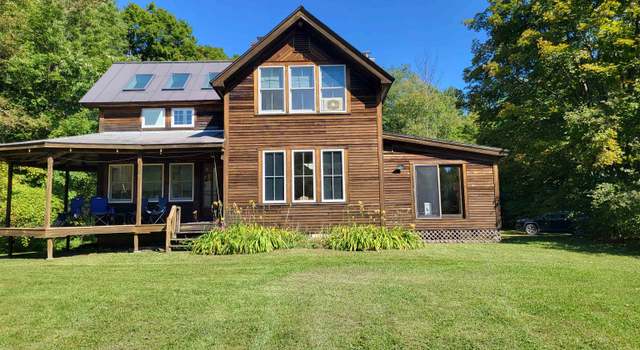 Photo of 358 Woods Rd, Brookfield, VT 05036