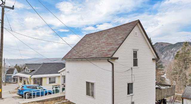 Photo of 433 Hillside Ave, Berlin, NH 03570