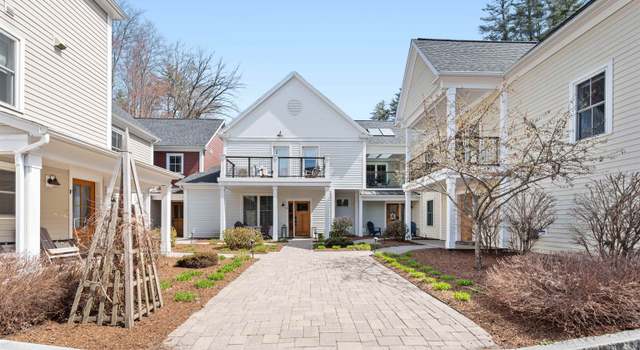 Photo of 288 S Main St Unit D, Stowe, VT 05672