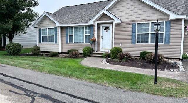 Photo of 10 Dogwood Dr, Hooksett, NH 03106