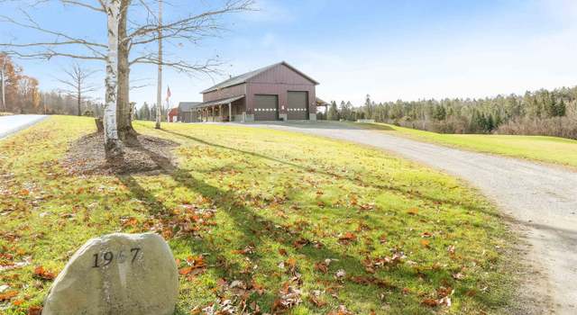Photo of 1967 Wallace Hill Rd, Wells River, VT 05081
