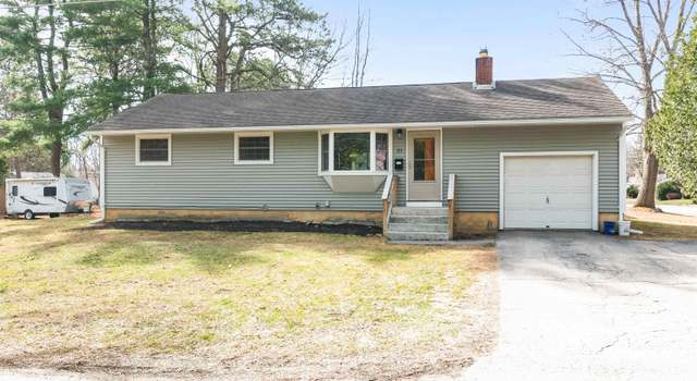 Photo of 31 Elizabeth St, South Burlington, VT 05403