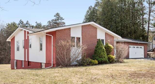 Photo of 32 Hackamore Rd, Montpelier, VT 05602