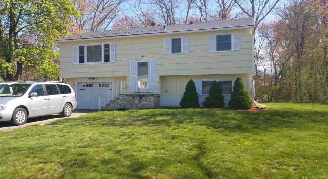 Photo of 6 Cypress St, Salem, NH 03079