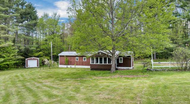 Photo of 16 McCullock Rd, Wentworth, NH 03282