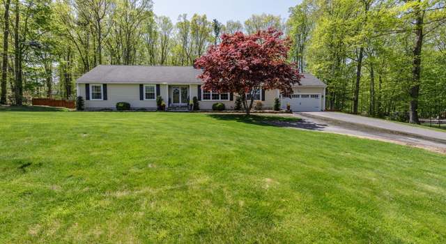 Photo of 8 Teague Dr, Salem, NH 03079