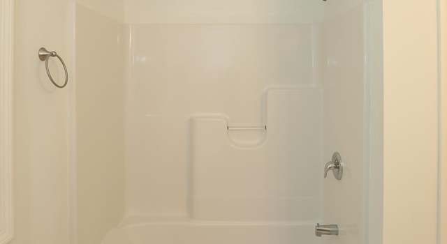 Photo of 61 Pleasant St, Epping, NH 03042