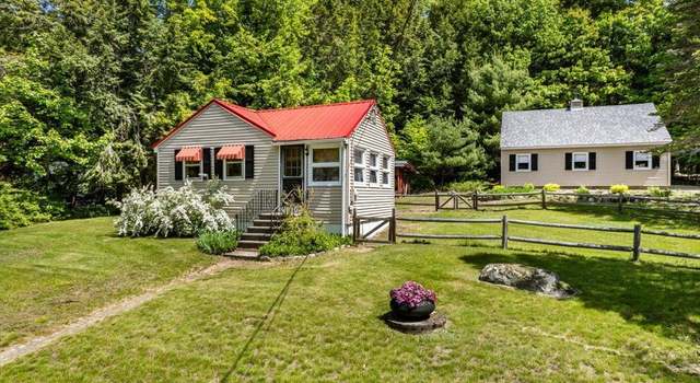 Photo of 17 Connector Rd, Moultonborough, NH 03254
