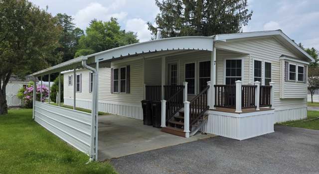Photo of 7 Stardust Cir, Weathersfield, VT 05030