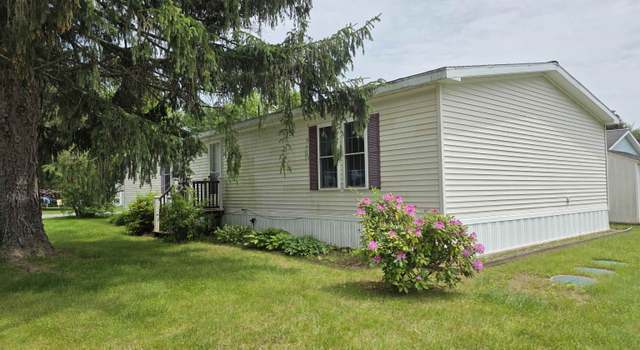 Photo of 7 Stardust Cir, Weathersfield, VT 05030
