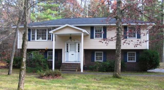 Photo of 38 Gault Rd, Bedford, NH 03108