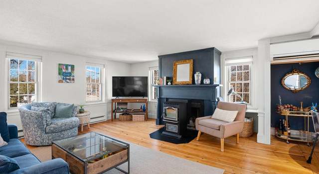 Photo of 13 Grove St #5, Kennebunk, ME 04043