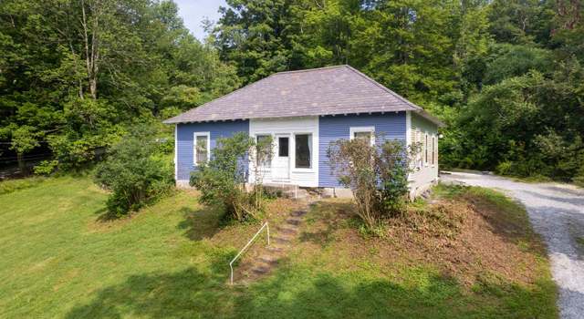 Photo of 70 West St, Middletown Springs, VT 05757