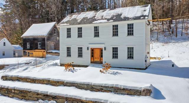 Photo of 146 Main St, Thetford, VT 05043