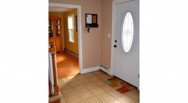 Photo of 16 Lawson Farm Rd, Londonderry, NH 03053