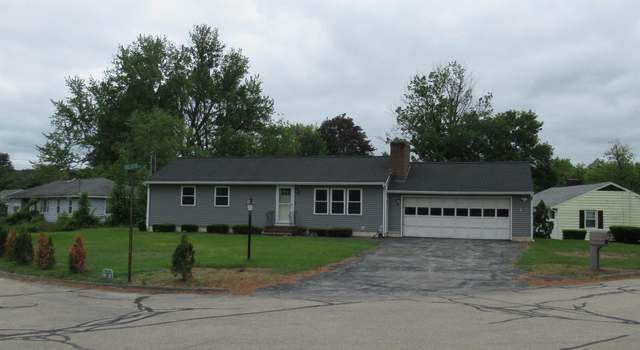 Photo of 70 Forest Park Dr, Nashua, NH 03060