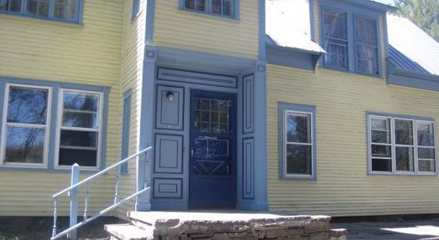 Photo of 53 Rochester St, Hardwick, VT 05843